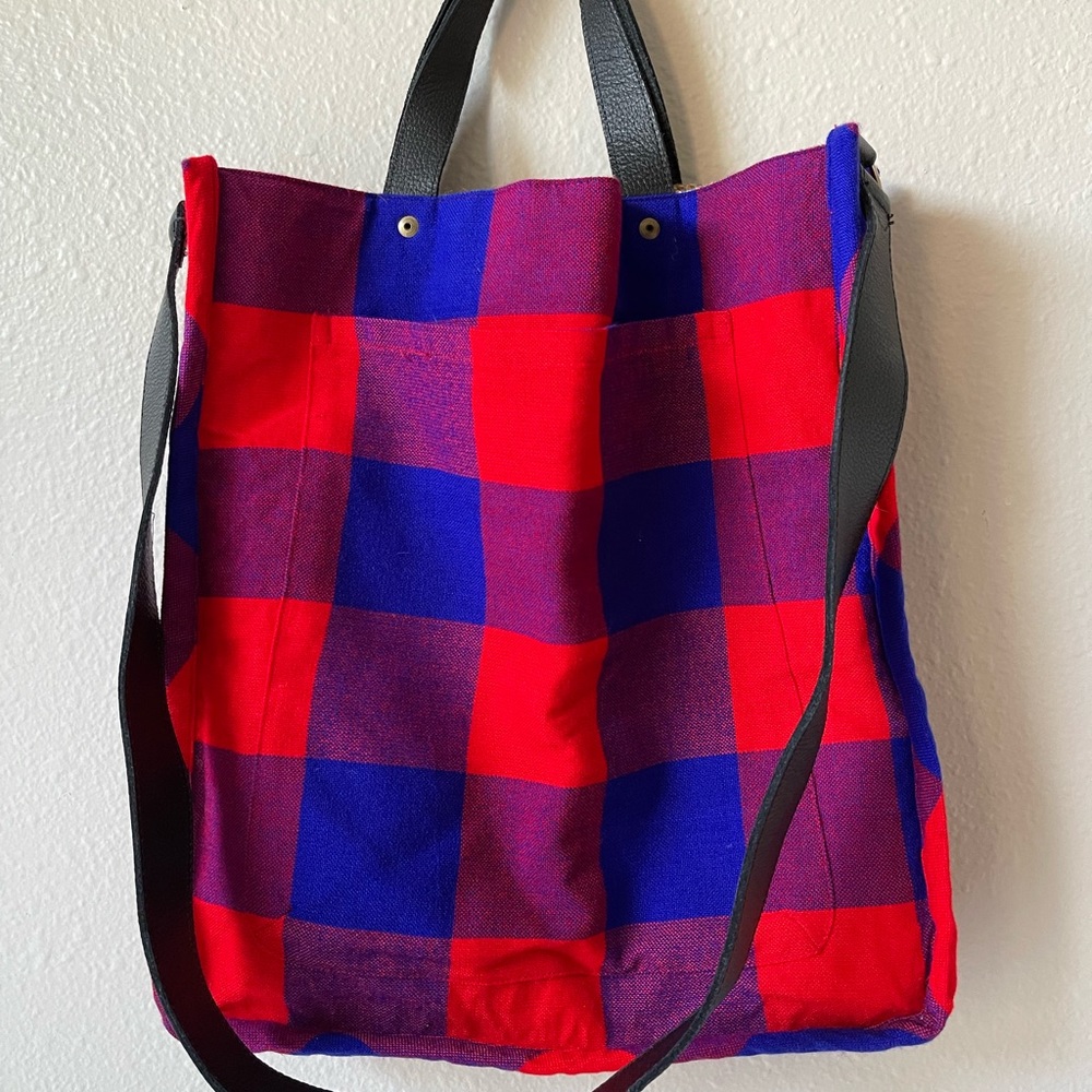 Feed Women Tote Bag - Tan and Black - Picture 6 of 12